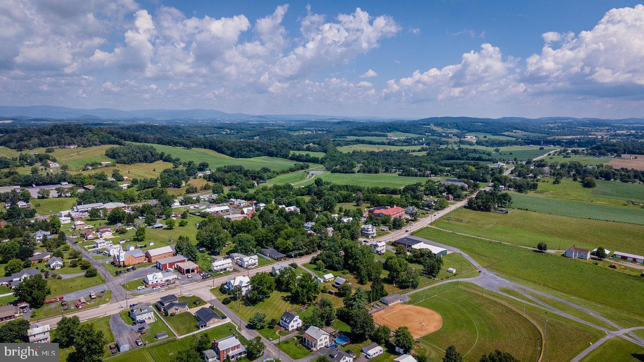 1221 KEEZLETOWN RD, WEYERS CAVE, Virginia 24486, 3 Bedrooms Bedrooms, ,1 BathroomBathrooms,Residential,For sale,1221 KEEZLETOWN RD,VAAG2002626 MLS # VAAG2002626