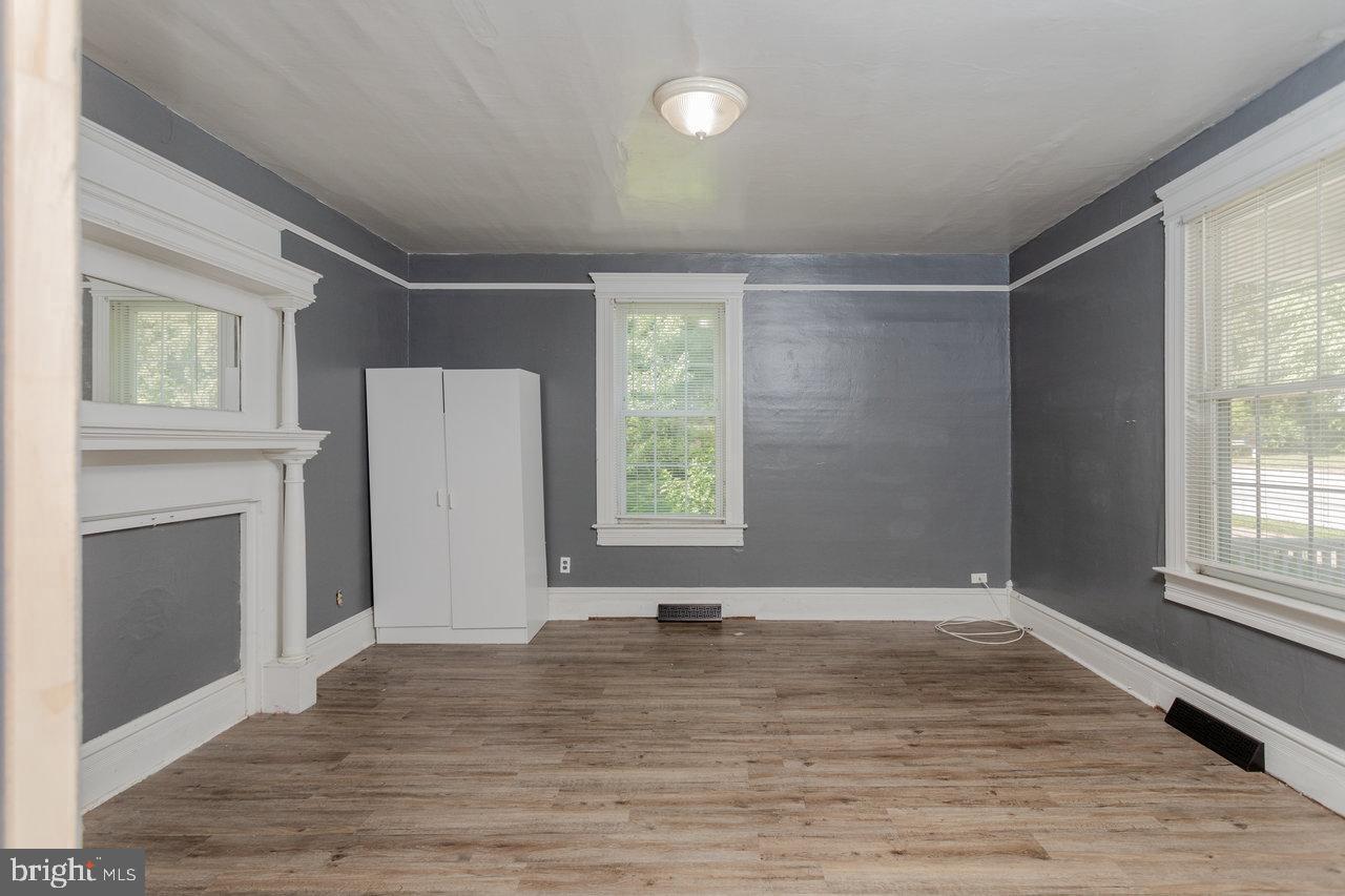 1221 KEEZLETOWN RD, WEYERS CAVE, Virginia 24486, 3 Bedrooms Bedrooms, ,1 BathroomBathrooms,Residential,For sale,1221 KEEZLETOWN RD,VAAG2002626 MLS # VAAG2002626