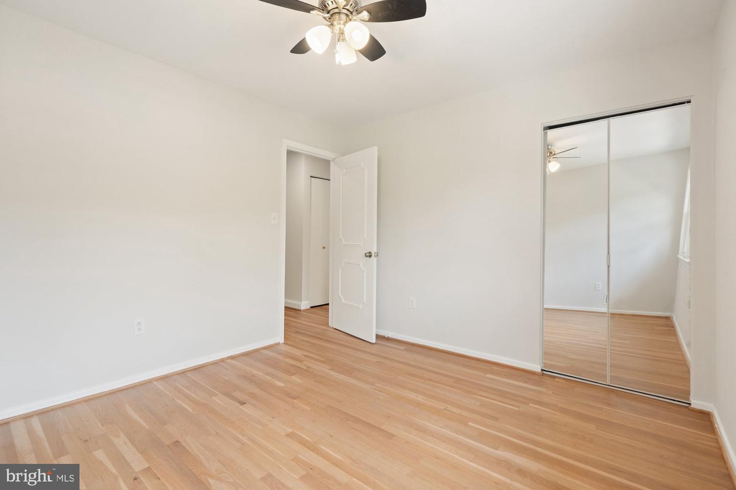 9750 VALE RD NW, VIENNA, Virginia 22181, 5 Bedrooms Bedrooms, ,3 BathroomsBathrooms,Residential,For sale,9750 VALE RD NW,VAFX2253168 MLS # VAFX2253168