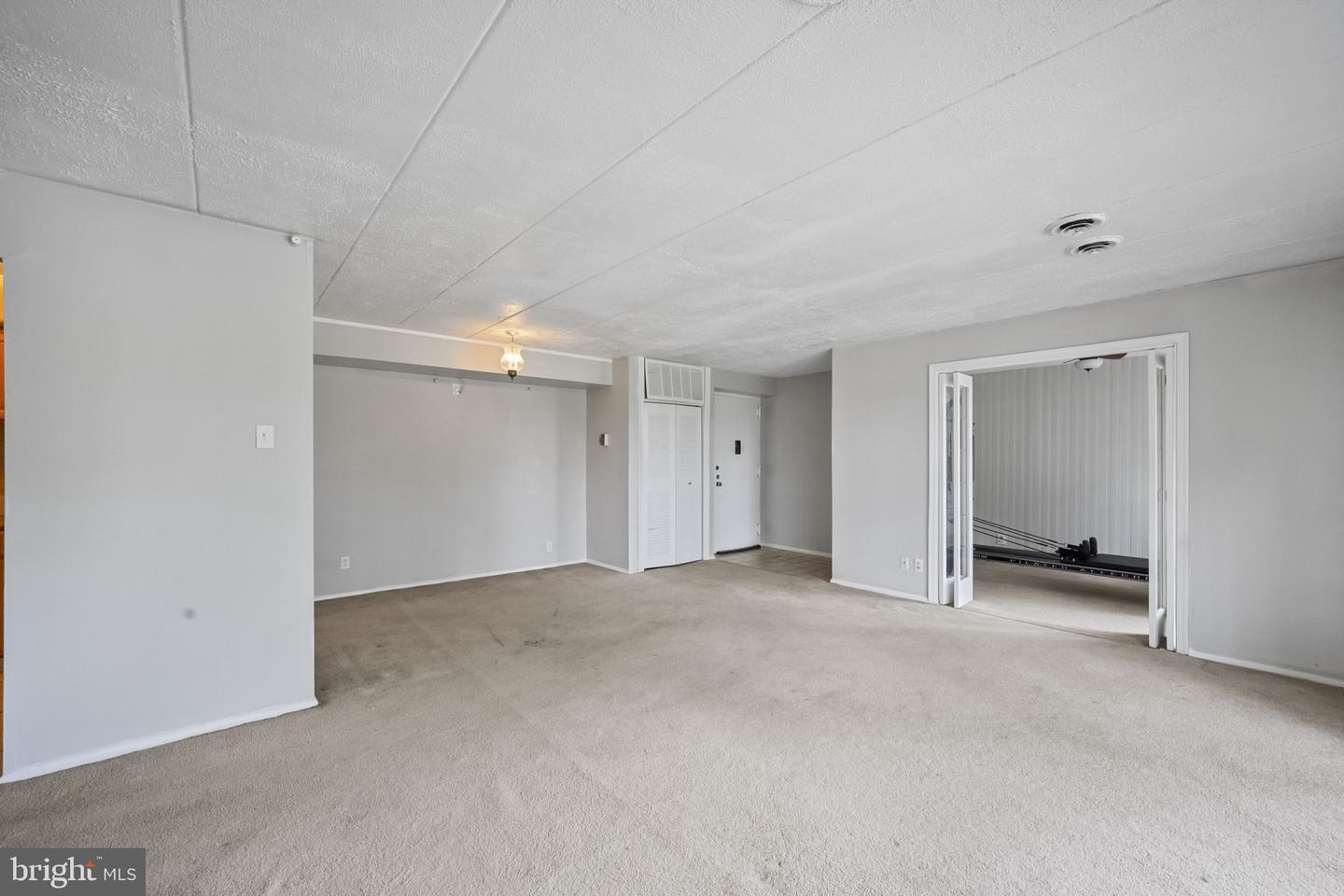 2600 INDIAN DR #2C, ALEXANDRIA, Virginia 22303, 2 Bedrooms Bedrooms, ,1 BathroomBathrooms,Residential,For sale,2600 INDIAN DR #2C,VAFX2253174 MLS # VAFX2253174