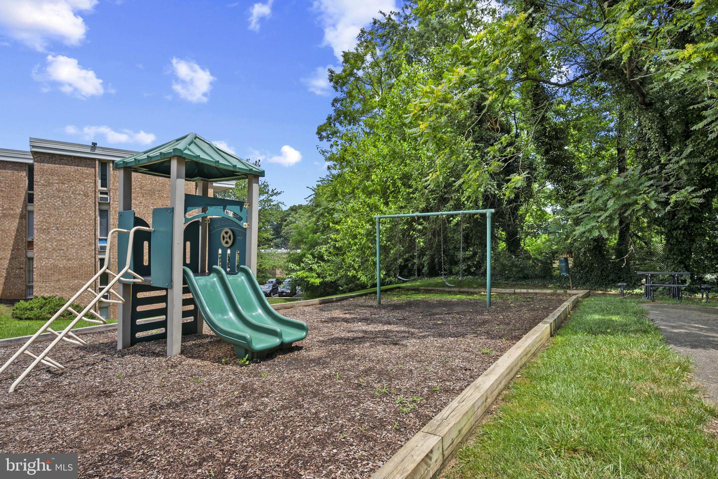 2600 INDIAN DR #2C, ALEXANDRIA, Virginia 22303, 2 Bedrooms Bedrooms, ,1 BathroomBathrooms,Residential,For sale,2600 INDIAN DR #2C,VAFX2253174 MLS # VAFX2253174