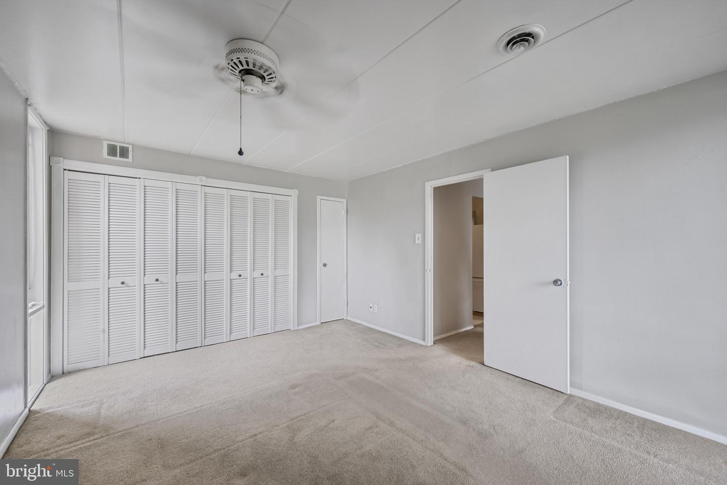 2600 INDIAN DR #2C, ALEXANDRIA, Virginia 22303, 2 Bedrooms Bedrooms, ,1 BathroomBathrooms,Residential,For sale,2600 INDIAN DR #2C,VAFX2253174 MLS # VAFX2253174