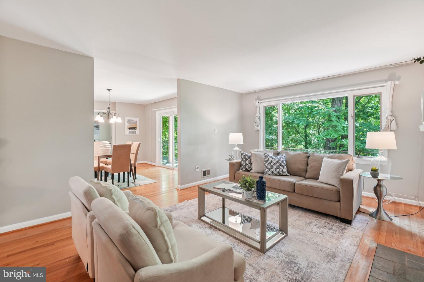 2647 S KENT ST, ARLINGTON, Virginia 22202, 4 Bedrooms Bedrooms, ,3 BathroomsBathrooms,Residential,For sale,2647 S KENT ST,VAAR2060154 MLS # VAAR2060154