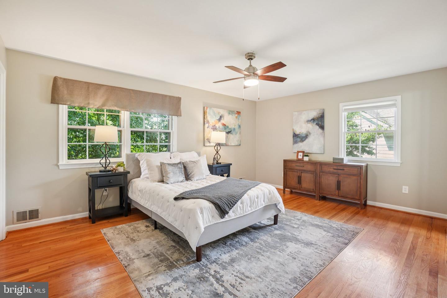 2647 S KENT ST, ARLINGTON, Virginia 22202, 4 Bedrooms Bedrooms, ,3 BathroomsBathrooms,Residential,For sale,2647 S KENT ST,VAAR2060154 MLS # VAAR2060154