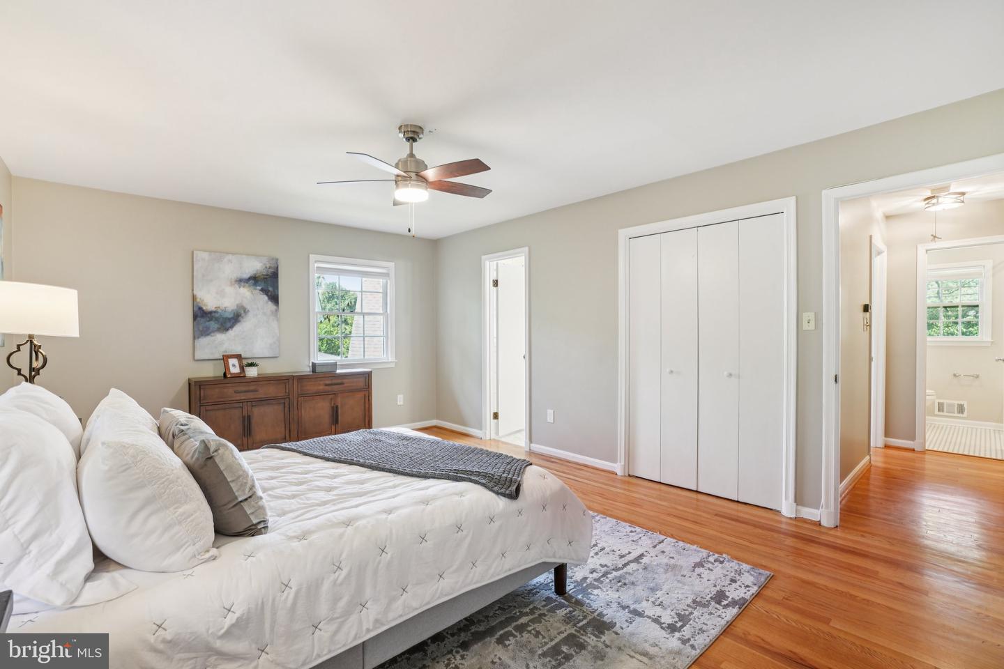 2647 S KENT ST, ARLINGTON, Virginia 22202, 4 Bedrooms Bedrooms, ,3 BathroomsBathrooms,Residential,For sale,2647 S KENT ST,VAAR2060154 MLS # VAAR2060154
