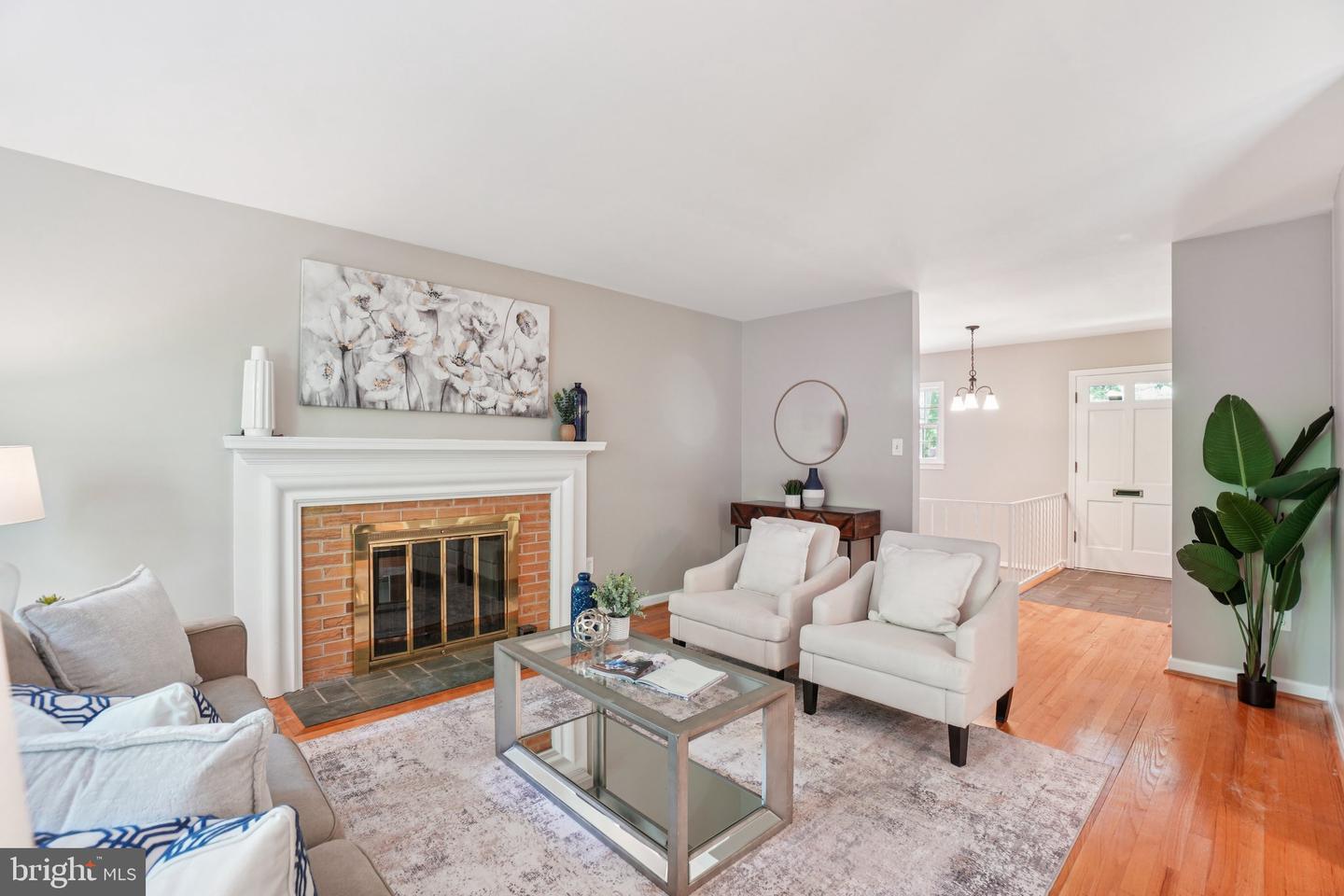 2647 S KENT ST, ARLINGTON, Virginia 22202, 4 Bedrooms Bedrooms, ,3 BathroomsBathrooms,Residential,For sale,2647 S KENT ST,VAAR2060154 MLS # VAAR2060154