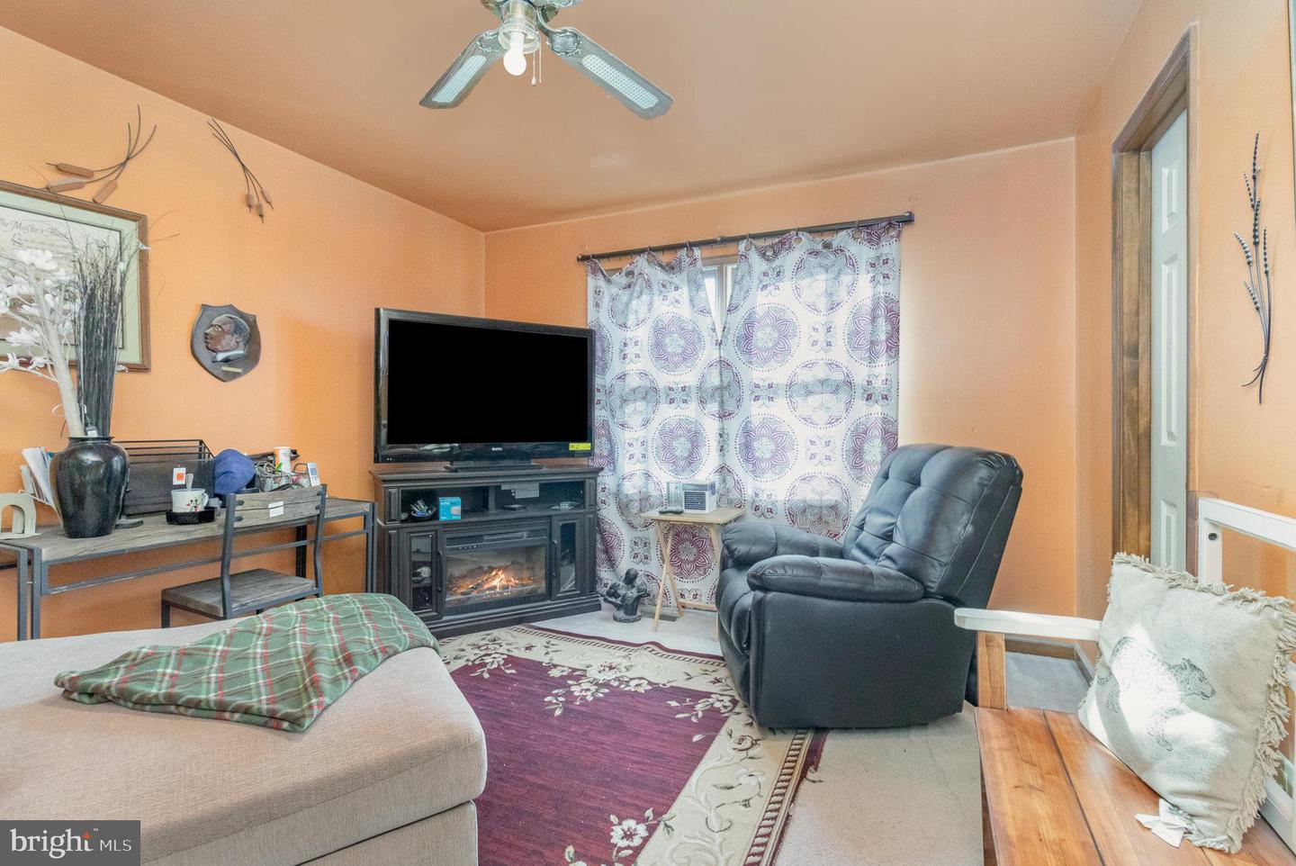 16388 HERITAGE PINES CIR, BOWLING GREEN, Virginia 22427, 3 Bedrooms Bedrooms, ,2 BathroomsBathrooms,Residential,For sale,16388 HERITAGE PINES CIR,VACV2008448 MLS # VACV2008448