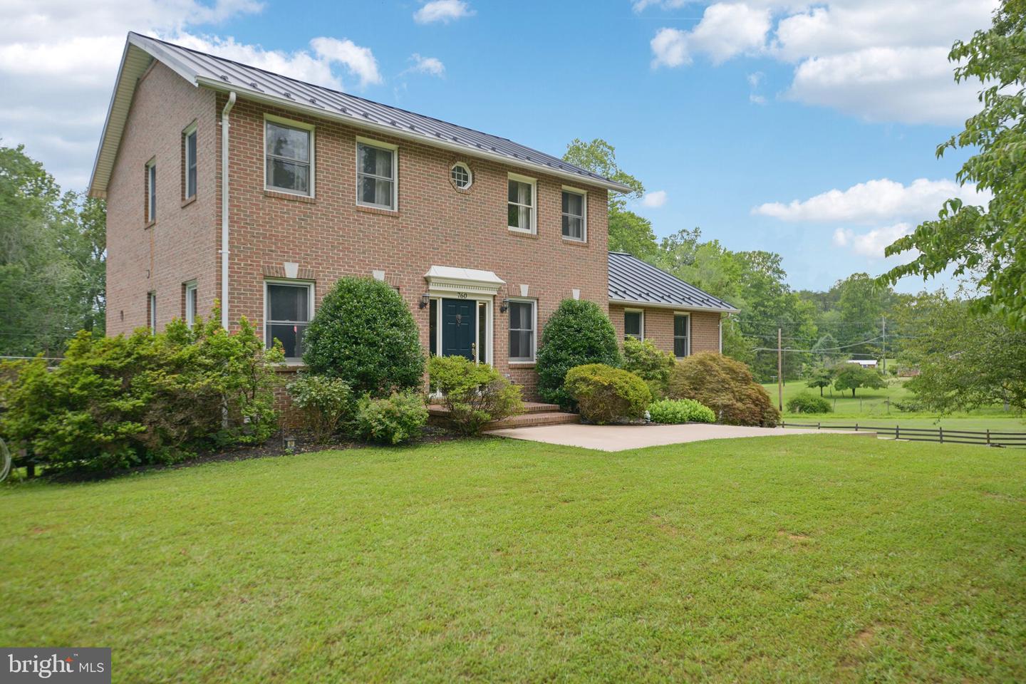 760 STEFANIGA RD, STAFFORD, Virginia 22556, 5 Bedrooms Bedrooms, ,3 BathroomsBathrooms,Residential,For sale,760 STEFANIGA RD,VAST2040466 MLS # VAST2040466