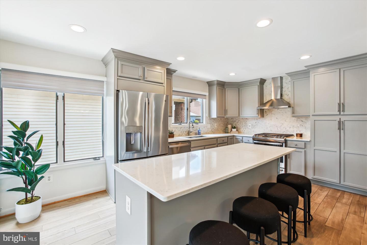 6515 GRETNA GREEN WAY, ALEXANDRIA, Virginia 22312, 4 Bedrooms Bedrooms, ,4 BathroomsBathrooms,Residential,For sale,6515 GRETNA GREEN WAY,VAFX2253466 MLS # VAFX2253466