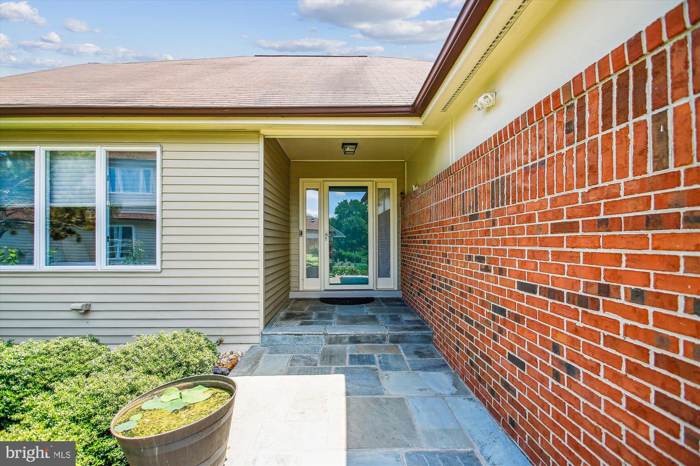 6515 GRETNA GREEN WAY, ALEXANDRIA, Virginia 22312, 4 Bedrooms Bedrooms, ,4 BathroomsBathrooms,Residential,For sale,6515 GRETNA GREEN WAY,VAFX2253466 MLS # VAFX2253466