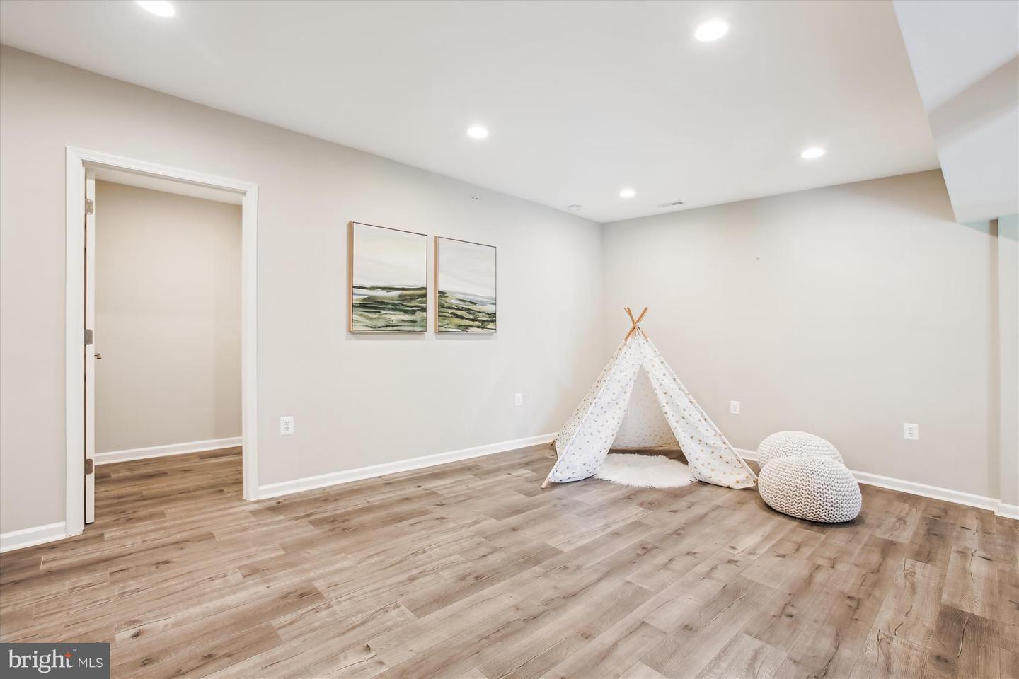6515 GRETNA GREEN WAY, ALEXANDRIA, Virginia 22312, 4 Bedrooms Bedrooms, ,4 BathroomsBathrooms,Residential,For sale,6515 GRETNA GREEN WAY,VAFX2253466 MLS # VAFX2253466