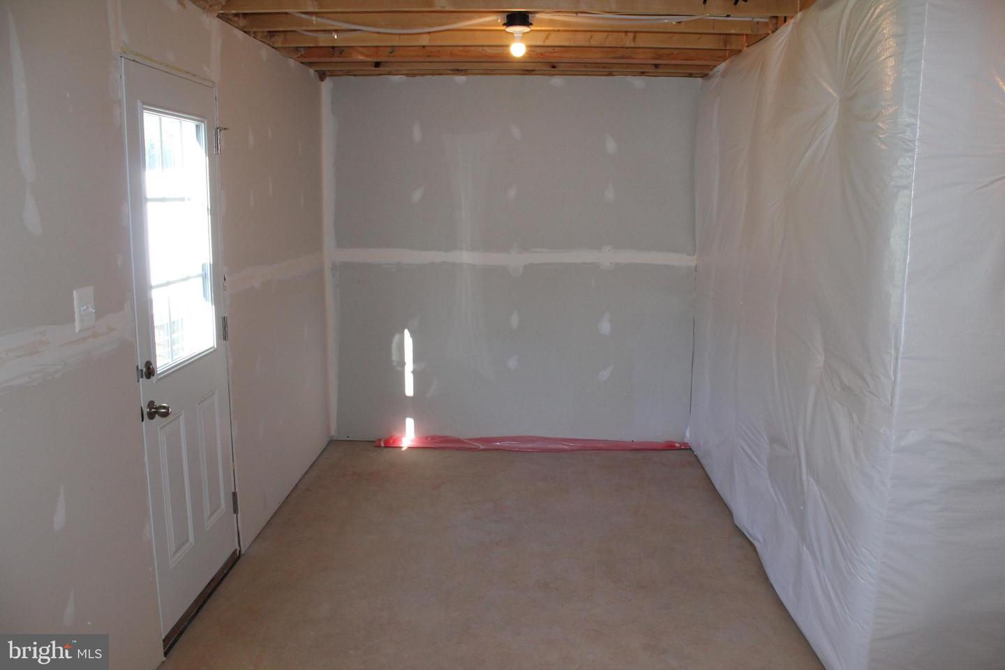 104 REIGN WAY, WINCHESTER, Virginia 22603, 3 Bedrooms Bedrooms, ,2 BathroomsBathrooms,Residential,For sale,104 REIGN WAY,VAFV2035296 MLS # VAFV2035296