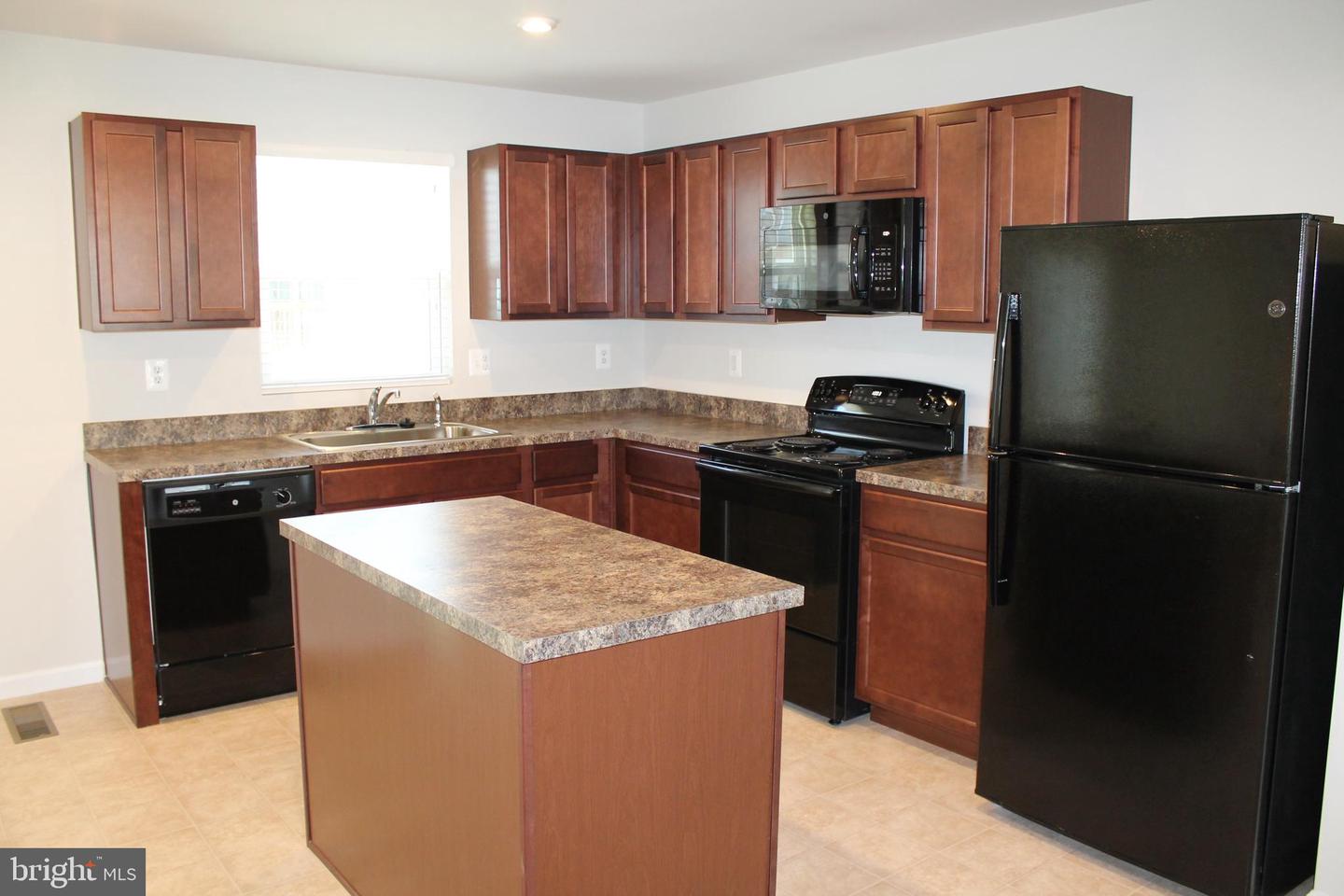104 REIGN WAY, WINCHESTER, Virginia 22603, 3 Bedrooms Bedrooms, ,2 BathroomsBathrooms,Residential,For sale,104 REIGN WAY,VAFV2035296 MLS # VAFV2035296