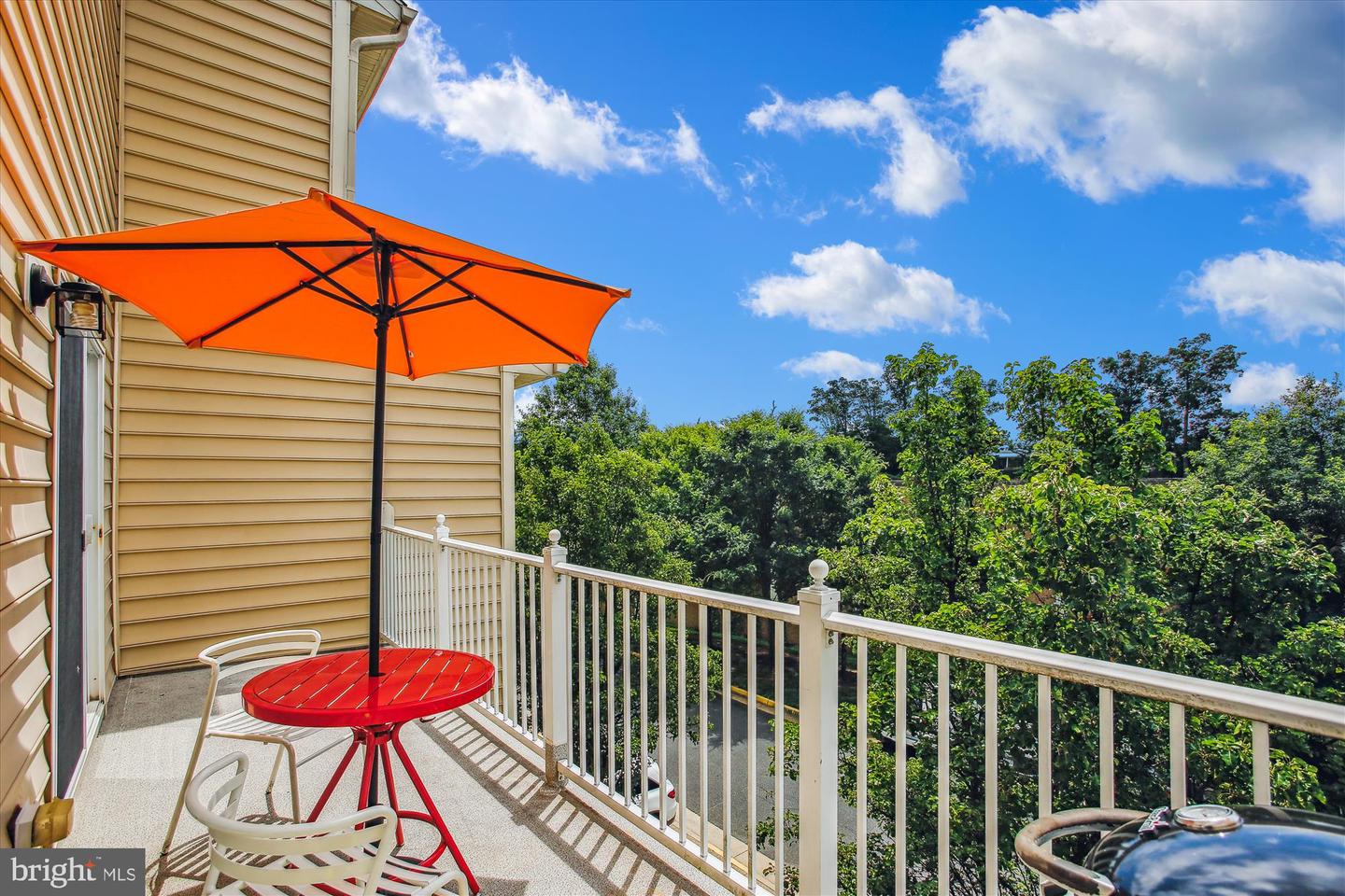 4479-B BEACON GROVE CIR, FAIRFAX, Virginia 22033, 3 Bedrooms Bedrooms, ,2 BathroomsBathrooms,Residential,For sale,4479-B BEACON GROVE CIR,VAFX2253510 MLS # VAFX2253510