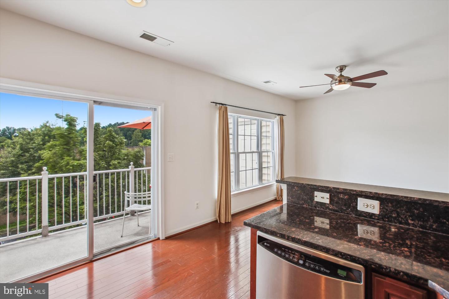4479-B BEACON GROVE CIR, FAIRFAX, Virginia 22033, 3 Bedrooms Bedrooms, ,2 BathroomsBathrooms,Residential,For sale,4479-B BEACON GROVE CIR,VAFX2253510 MLS # VAFX2253510