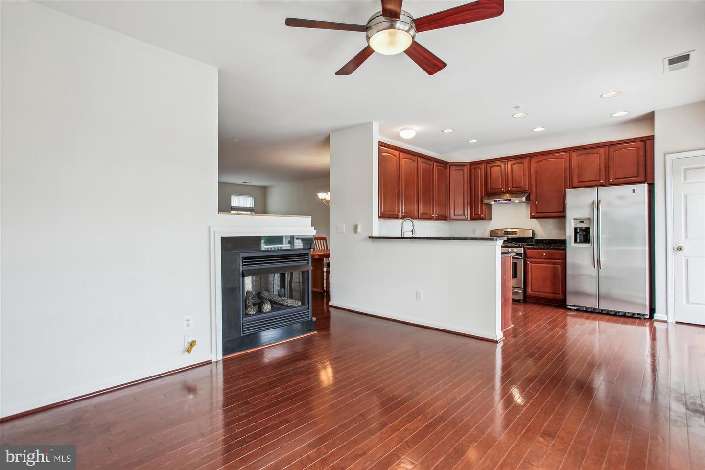 4479-B BEACON GROVE CIR, FAIRFAX, Virginia 22033, 3 Bedrooms Bedrooms, ,2 BathroomsBathrooms,Residential,For sale,4479-B BEACON GROVE CIR,VAFX2253510 MLS # VAFX2253510