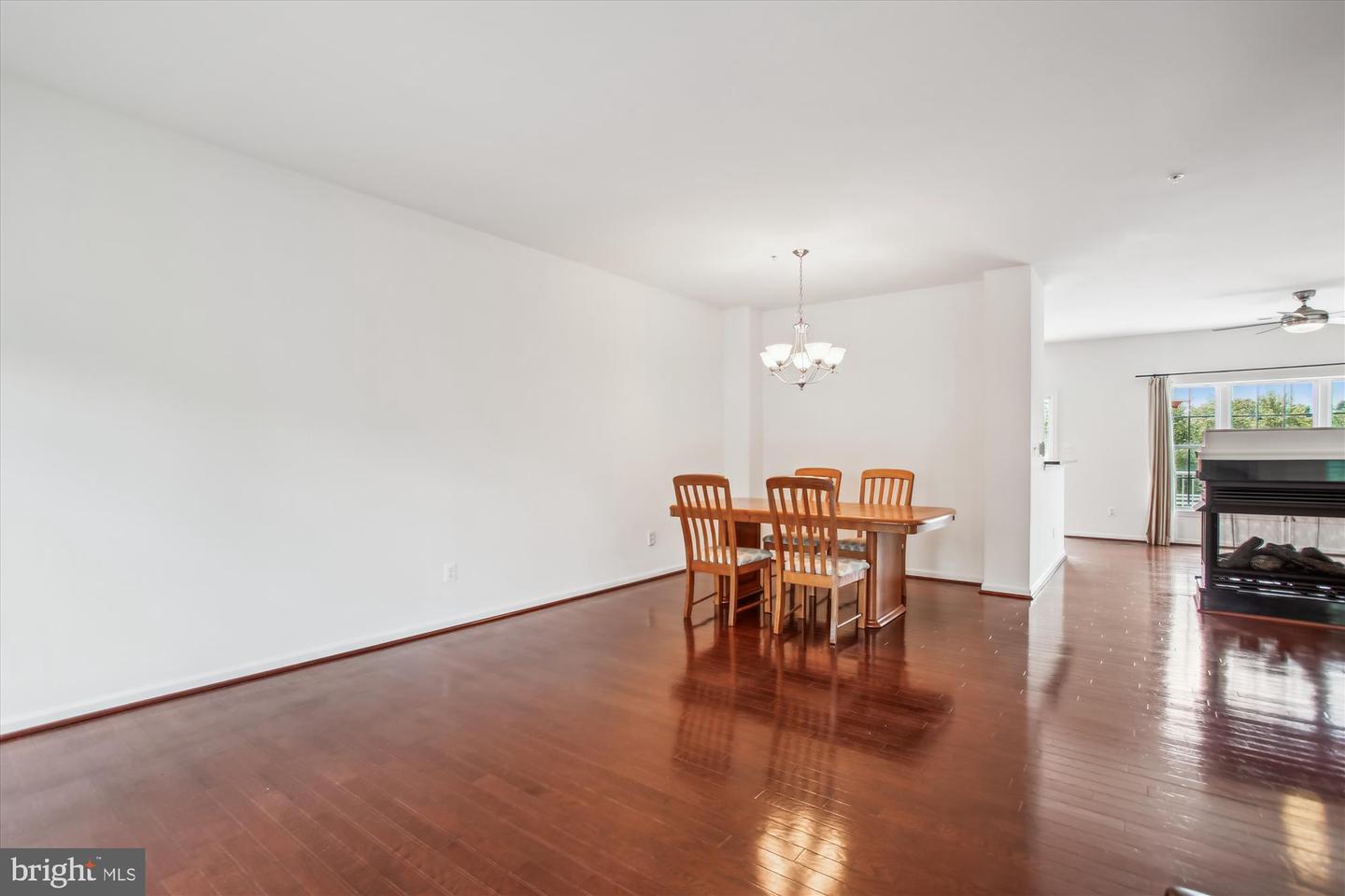 4479-B BEACON GROVE CIR, FAIRFAX, Virginia 22033, 3 Bedrooms Bedrooms, ,2 BathroomsBathrooms,Residential,For sale,4479-B BEACON GROVE CIR,VAFX2253510 MLS # VAFX2253510