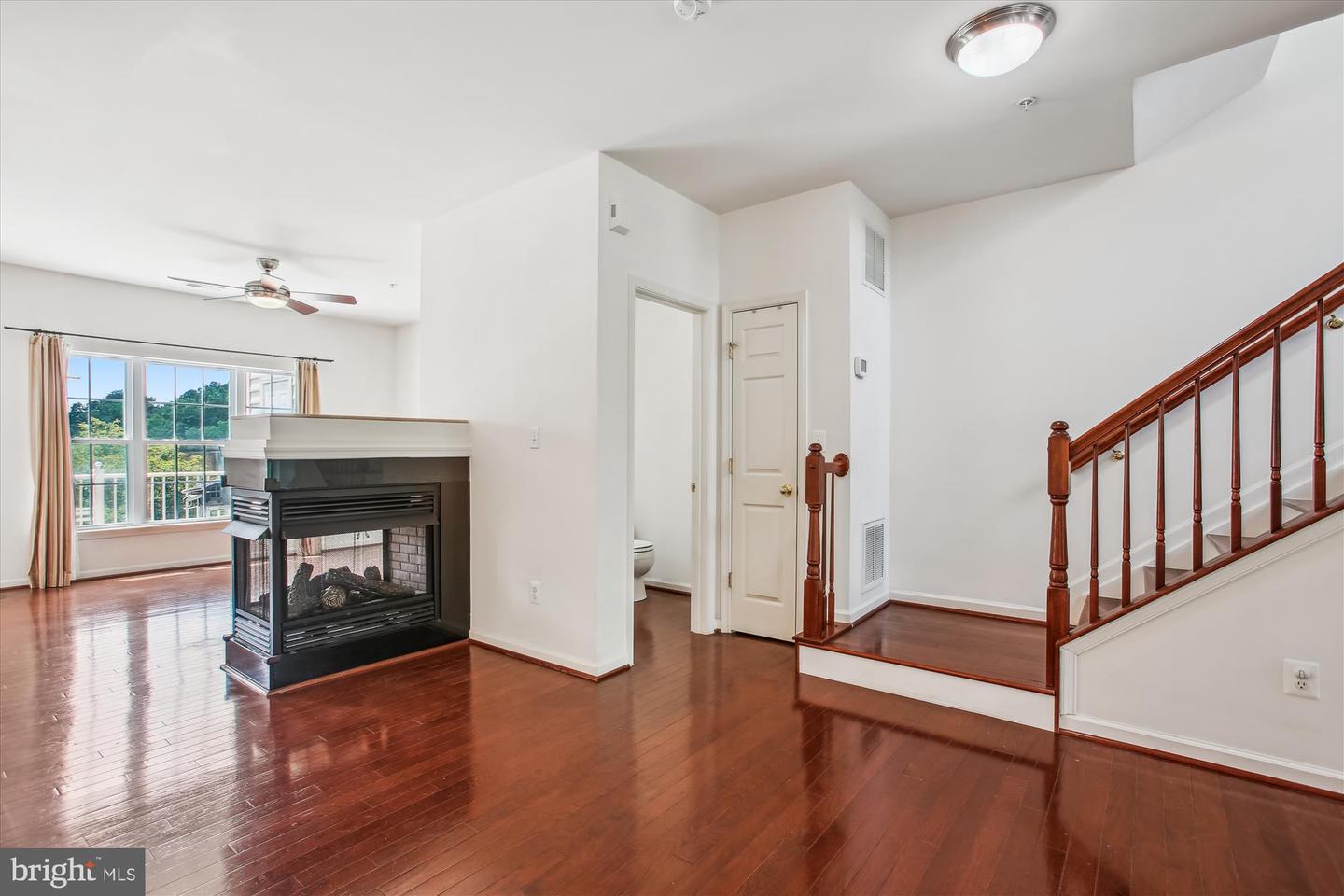 4479-B BEACON GROVE CIR, FAIRFAX, Virginia 22033, 3 Bedrooms Bedrooms, ,2 BathroomsBathrooms,Residential,For sale,4479-B BEACON GROVE CIR,VAFX2253510 MLS # VAFX2253510