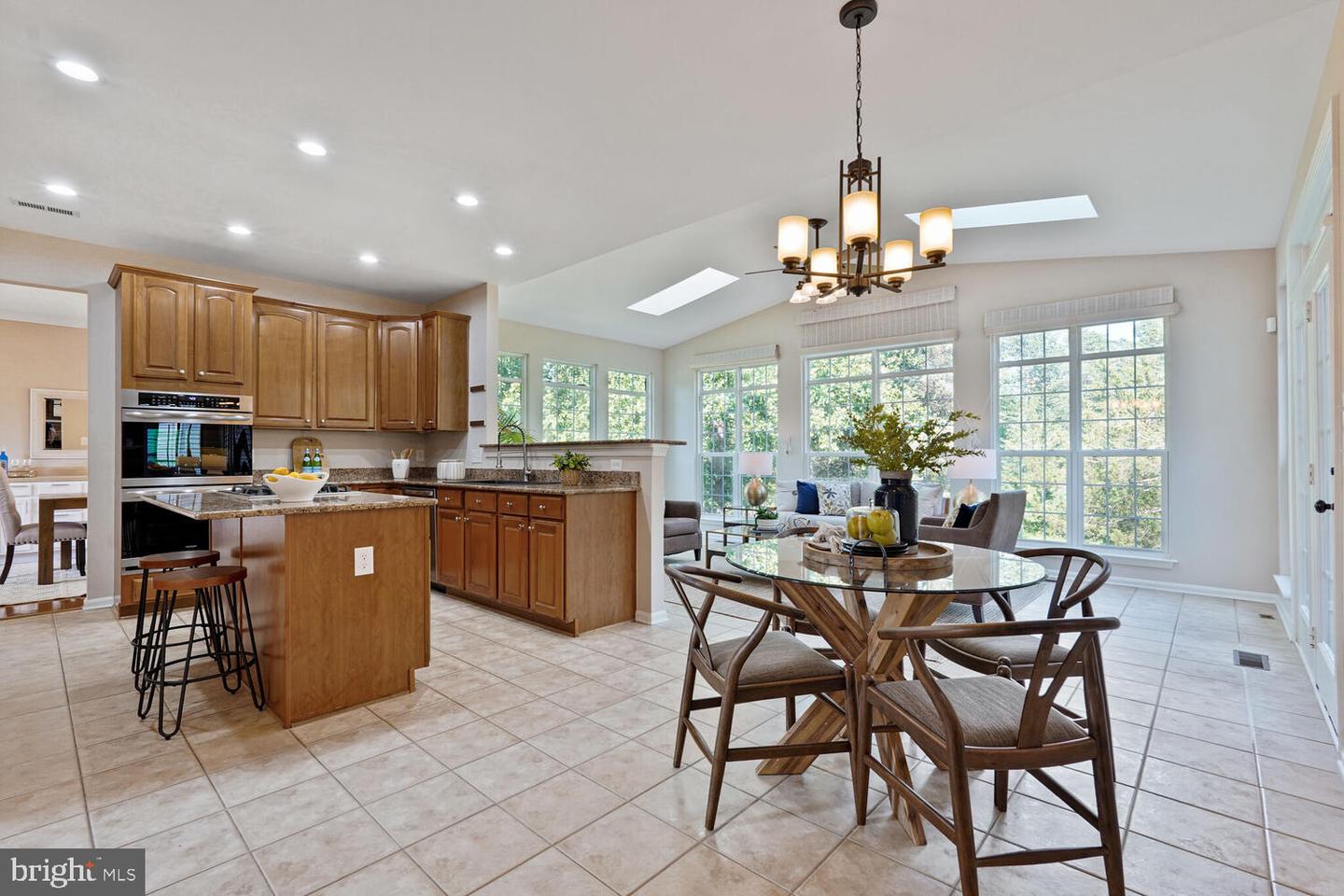 5223 DAYBREAK LN, WOODBRIDGE, Virginia 22193, 6 Bedrooms Bedrooms, ,3 BathroomsBathrooms,Residential,For sale,5223 DAYBREAK LN,VAPW2098618 MLS # VAPW2098618