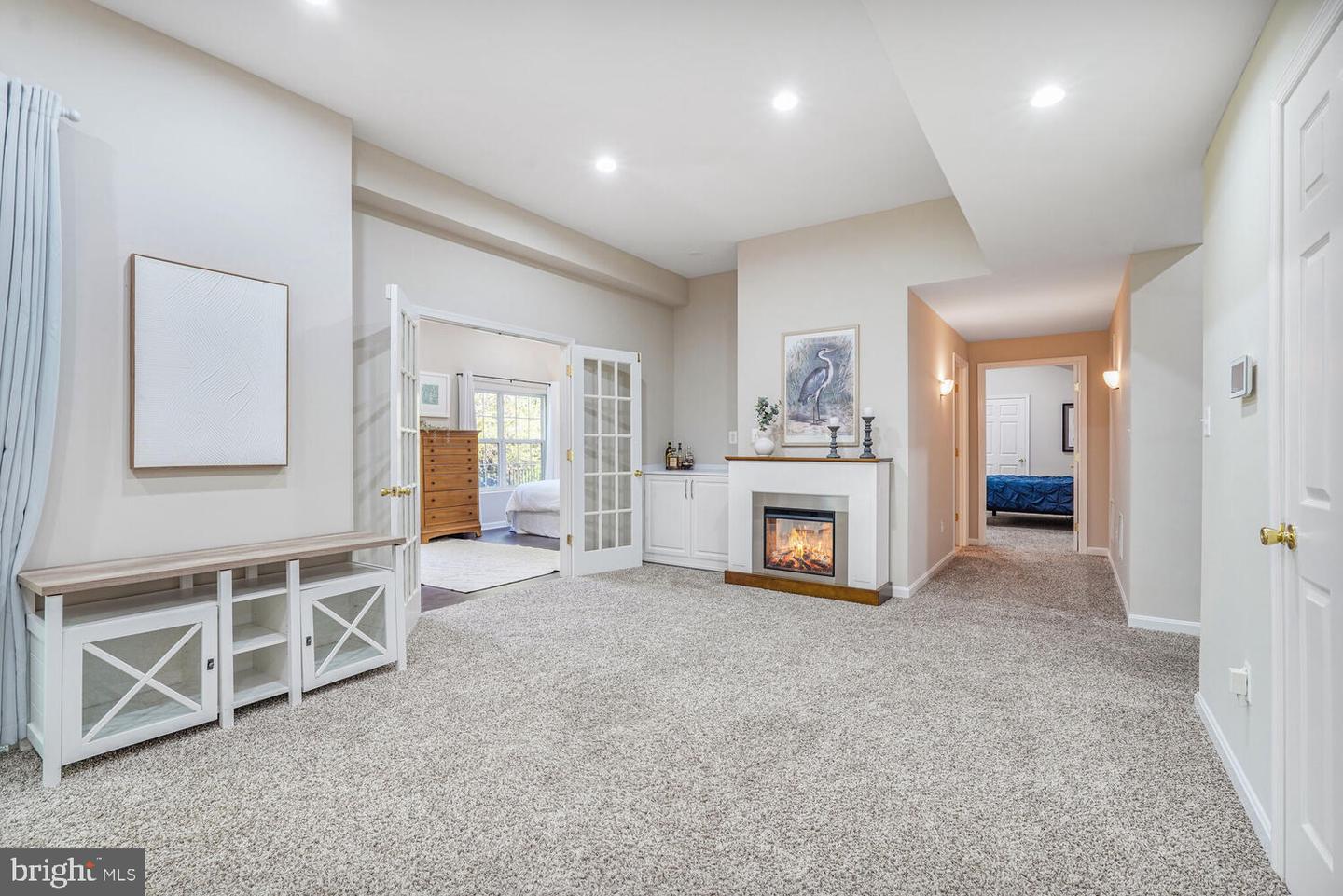 5223 DAYBREAK LN, WOODBRIDGE, Virginia 22193, 6 Bedrooms Bedrooms, ,3 BathroomsBathrooms,Residential,For sale,5223 DAYBREAK LN,VAPW2098618 MLS # VAPW2098618