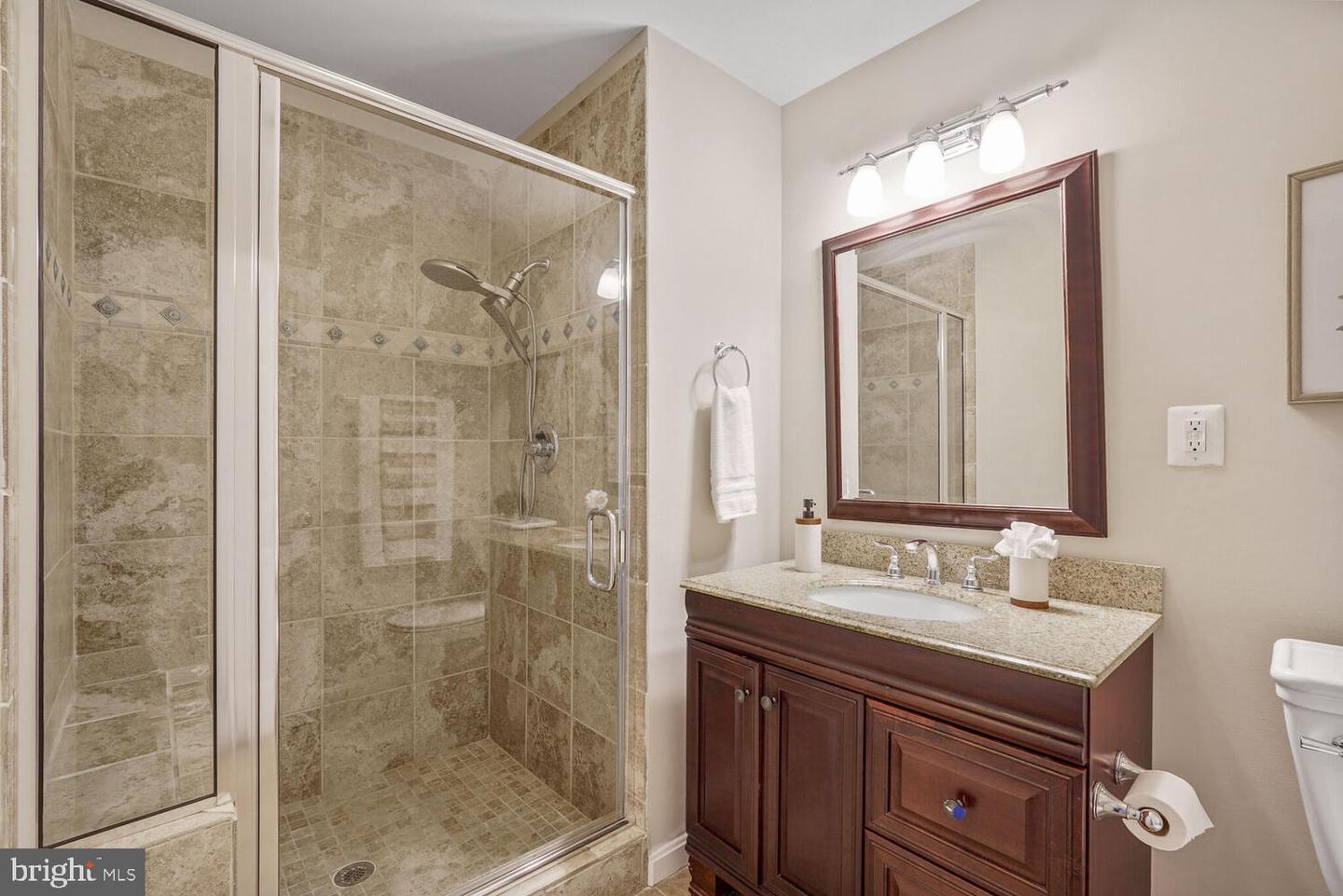 5223 DAYBREAK LN, WOODBRIDGE, Virginia 22193, 6 Bedrooms Bedrooms, ,3 BathroomsBathrooms,Residential,For sale,5223 DAYBREAK LN,VAPW2098618 MLS # VAPW2098618