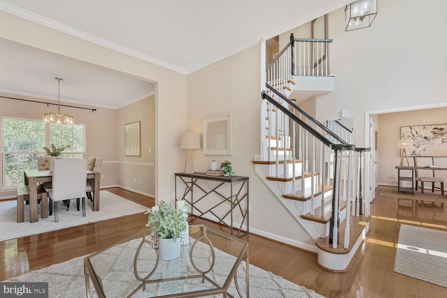 5223 DAYBREAK LN, WOODBRIDGE, Virginia 22193, 6 Bedrooms Bedrooms, ,3 BathroomsBathrooms,Residential,For sale,5223 DAYBREAK LN,VAPW2098618 MLS # VAPW2098618