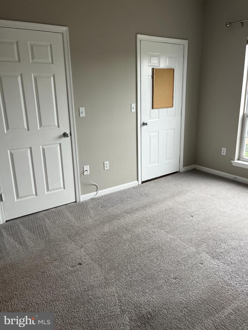 4850 EISENHOWER AVE #427, ALEXANDRIA, Virginia 22304, 2 Bedrooms Bedrooms, ,2 BathroomsBathrooms,Residential,For sale,4850 EISENHOWER AVE #427,VAAX2047198 MLS # VAAX2047198
