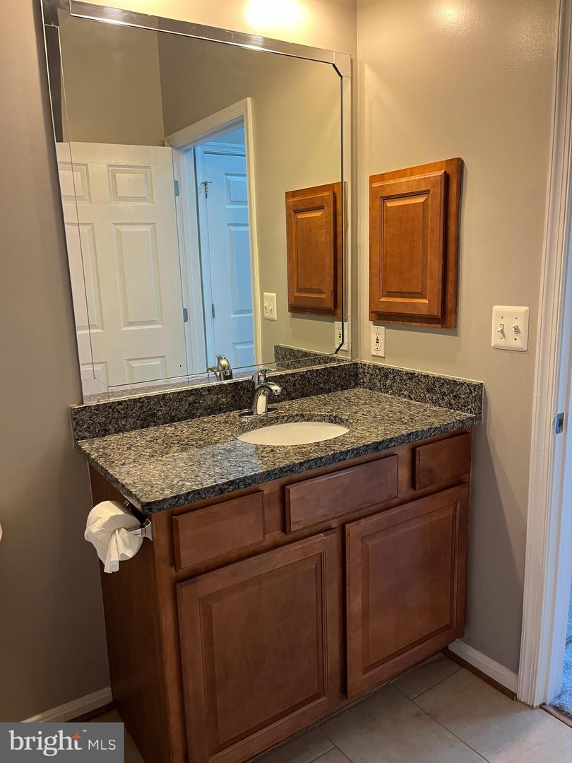 4850 EISENHOWER AVE #427, ALEXANDRIA, Virginia 22304, 2 Bedrooms Bedrooms, ,2 BathroomsBathrooms,Residential,For sale,4850 EISENHOWER AVE #427,VAAX2047198 MLS # VAAX2047198