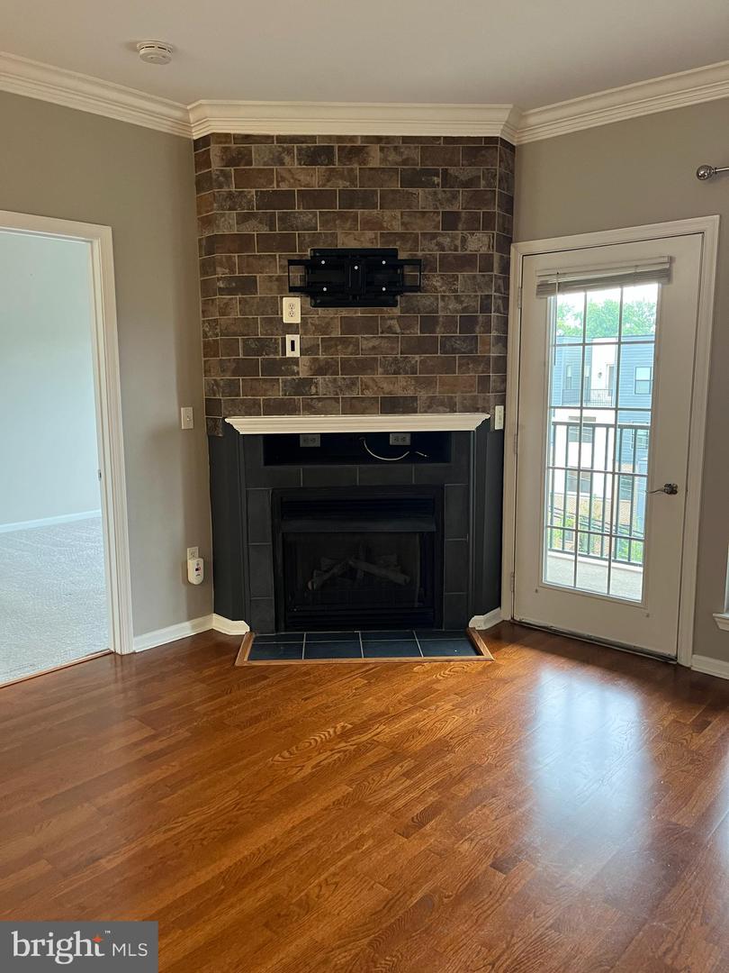 4850 EISENHOWER AVE #427, ALEXANDRIA, Virginia 22304, 2 Bedrooms Bedrooms, ,2 BathroomsBathrooms,Residential,For sale,4850 EISENHOWER AVE #427,VAAX2047198 MLS # VAAX2047198