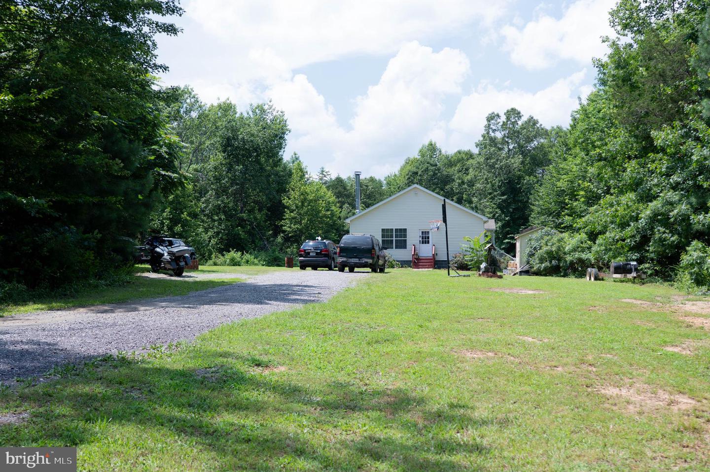 32257 INDIANTOWN RD, LOCUST GROVE, Virginia 22508, 4 Bedrooms Bedrooms, ,3 BathroomsBathrooms,Residential,For sale,32257 INDIANTOWN RD,VAOR2010084 MLS # VAOR2010084