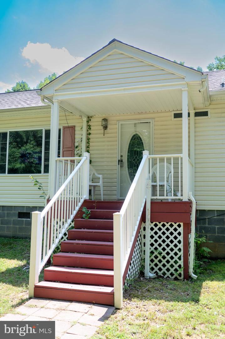 32257 INDIANTOWN RD, LOCUST GROVE, Virginia 22508, 4 Bedrooms Bedrooms, ,3 BathroomsBathrooms,Residential,For sale,32257 INDIANTOWN RD,VAOR2010084 MLS # VAOR2010084