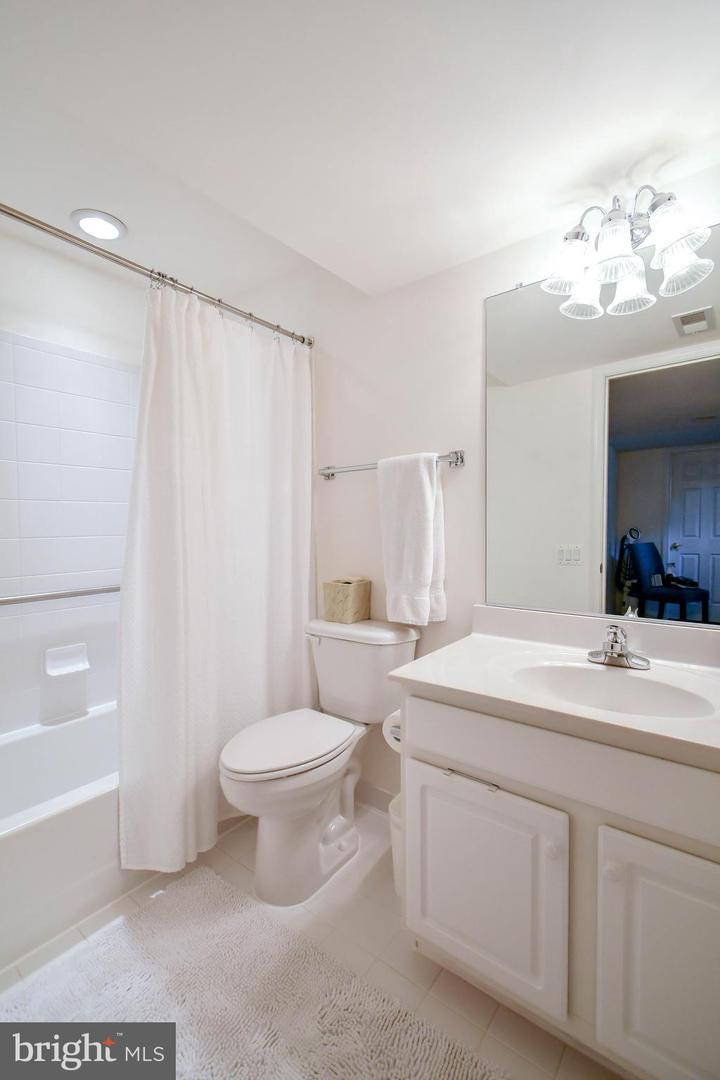 13033 ORMOND DR, BRISTOW, Virginia 20136, 4 Bedrooms Bedrooms, ,3 BathroomsBathrooms,Residential,For sale,13033 ORMOND DR,VAPW2098578 MLS # VAPW2098578