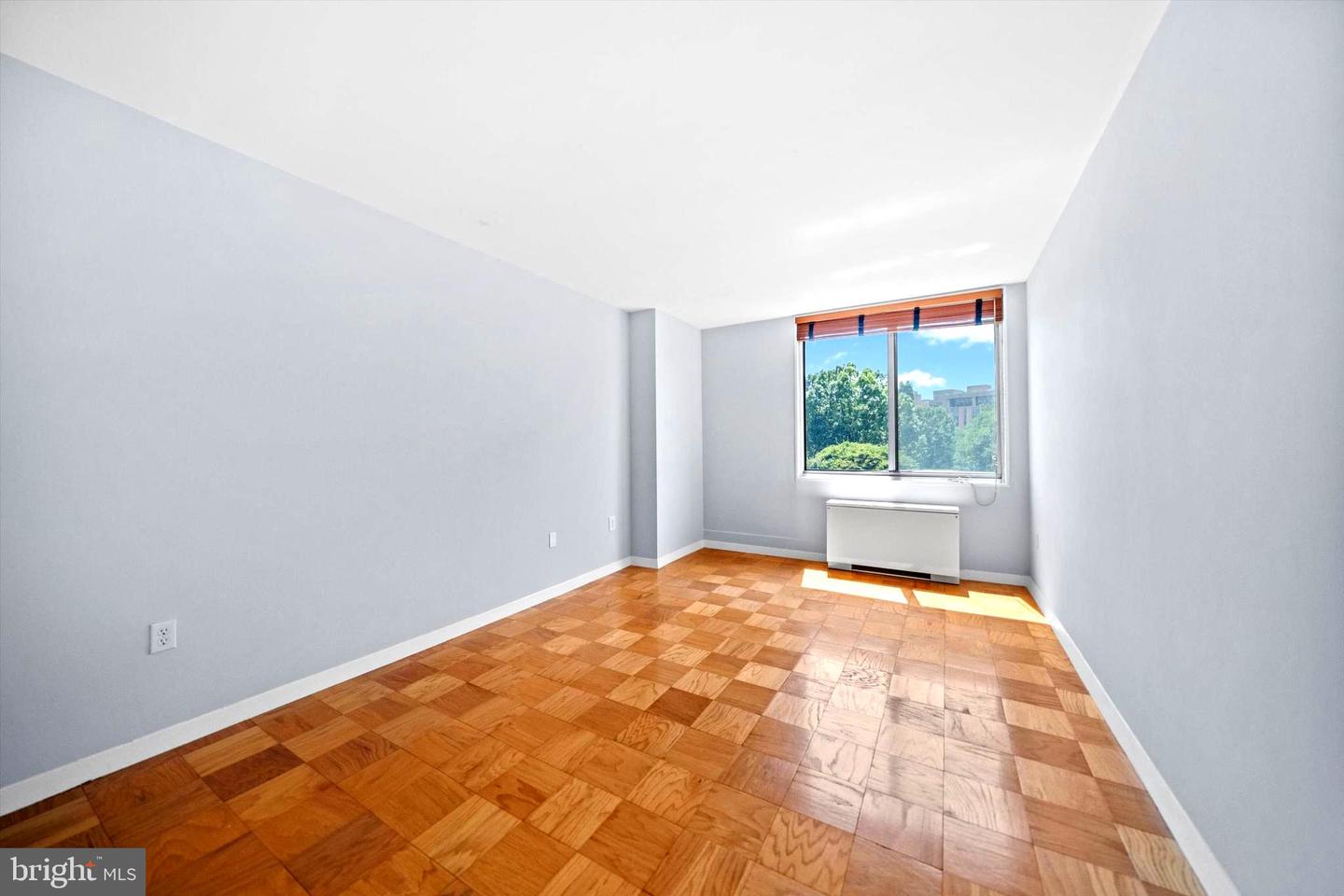 3001 VEAZEY TER NW #710, WASHINGTON, District Of Columbia 20008, 2 Bedrooms Bedrooms, ,2 BathroomsBathrooms,Residential,For sale,3001 VEAZEY TER NW #710,DCDC2209046 MLS # DCDC2209046