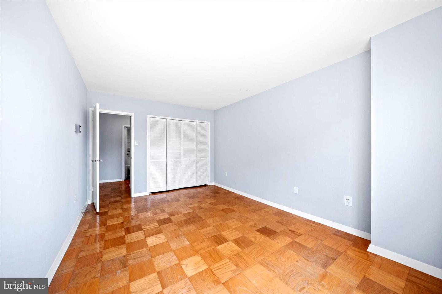 3001 VEAZEY TER NW #710, WASHINGTON, District Of Columbia 20008, 2 Bedrooms Bedrooms, ,2 BathroomsBathrooms,Residential,For sale,3001 VEAZEY TER NW #710,DCDC2209046 MLS # DCDC2209046
