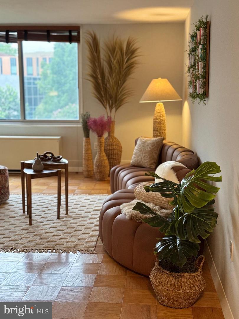 3001 VEAZEY TER NW #710, WASHINGTON, District Of Columbia 20008, 2 Bedrooms Bedrooms, ,2 BathroomsBathrooms,Residential,For sale,3001 VEAZEY TER NW #710,DCDC2209046 MLS # DCDC2209046
