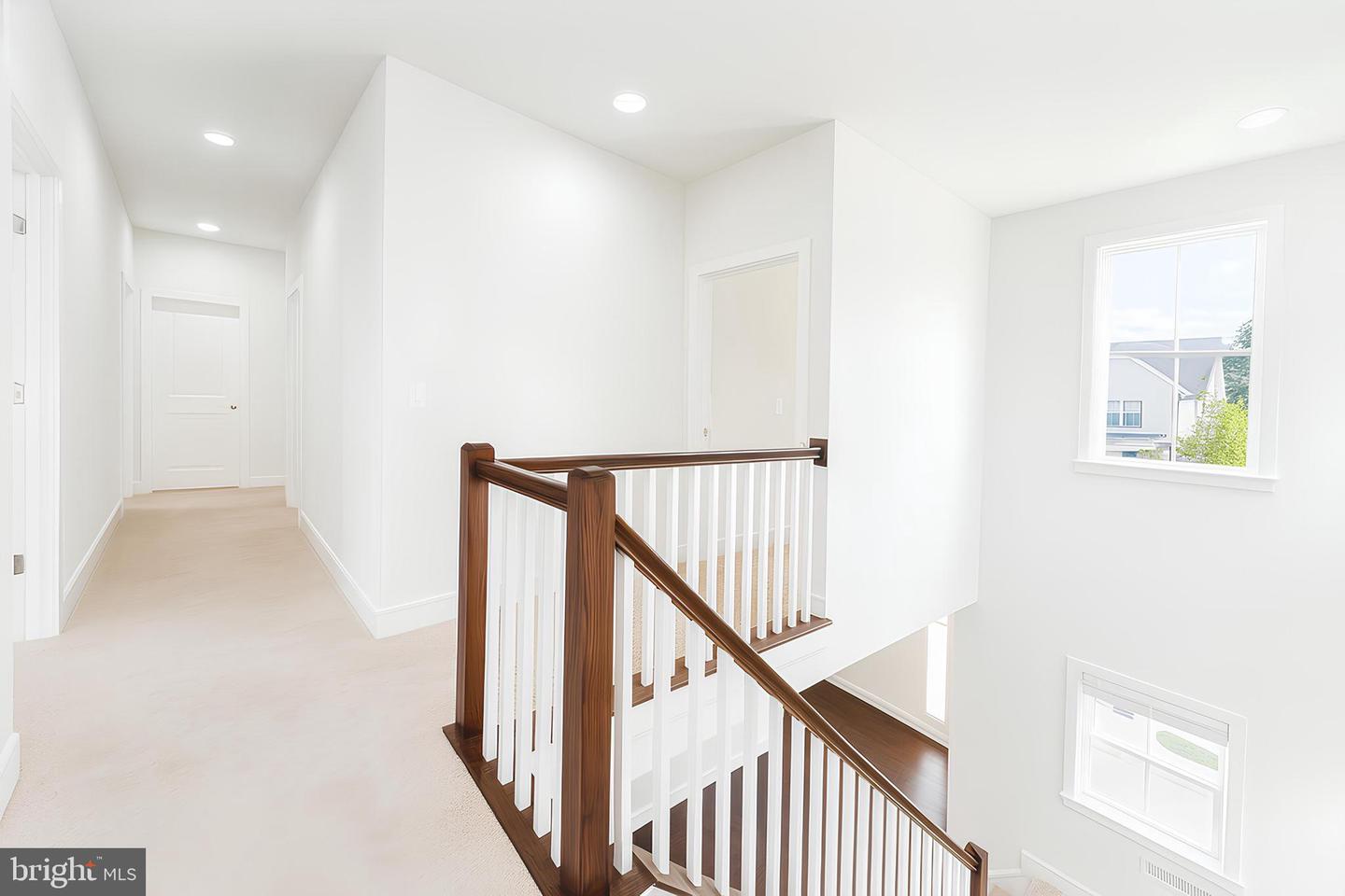 25487 BYRNES CROSSING DR, CHANTILLY, Virginia 20152, 6 Bedrooms Bedrooms, ,5 BathroomsBathrooms,Residential,For sale,25487 BYRNES CROSSING DR,VALO2101252 MLS # VALO2101252