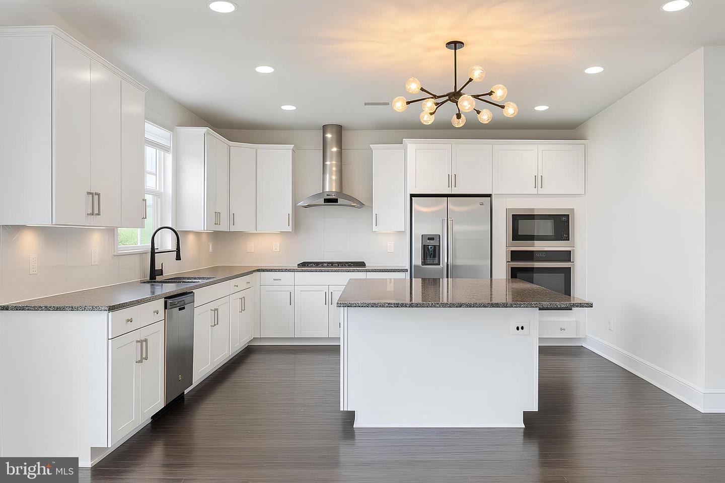 25487 BYRNES CROSSING DR, CHANTILLY, Virginia 20152, 6 Bedrooms Bedrooms, ,5 BathroomsBathrooms,Residential,For sale,25487 BYRNES CROSSING DR,VALO2101252 MLS # VALO2101252
