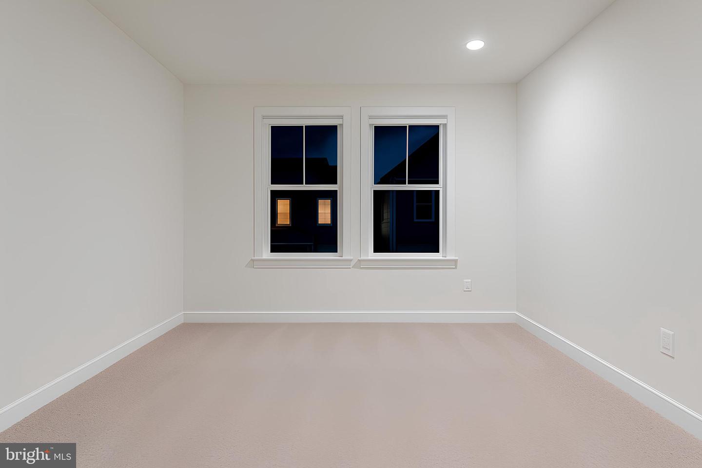 25487 BYRNES CROSSING DR, CHANTILLY, Virginia 20152, 6 Bedrooms Bedrooms, ,5 BathroomsBathrooms,Residential,For sale,25487 BYRNES CROSSING DR,VALO2101252 MLS # VALO2101252