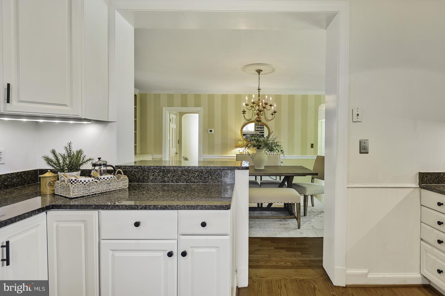 6103 WOODMONT RD, ALEXANDRIA, Virginia 22307, 5 Bedrooms Bedrooms, ,4 BathroomsBathrooms,Residential,For sale,6103 WOODMONT RD,VAFX2253522 MLS # VAFX2253522