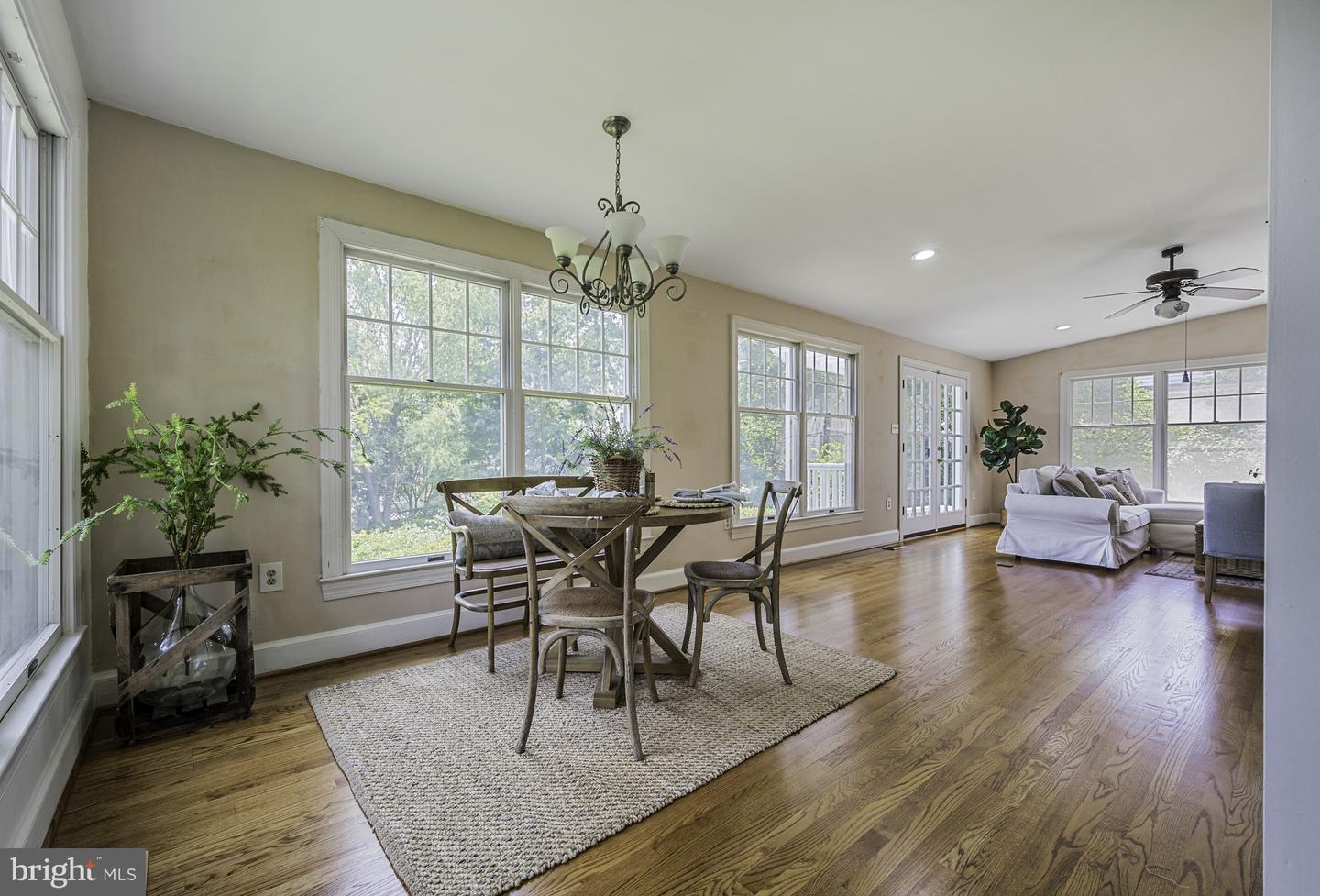 6103 WOODMONT RD, ALEXANDRIA, Virginia 22307, 5 Bedrooms Bedrooms, ,4 BathroomsBathrooms,Residential,For sale,6103 WOODMONT RD,VAFX2253522 MLS # VAFX2253522