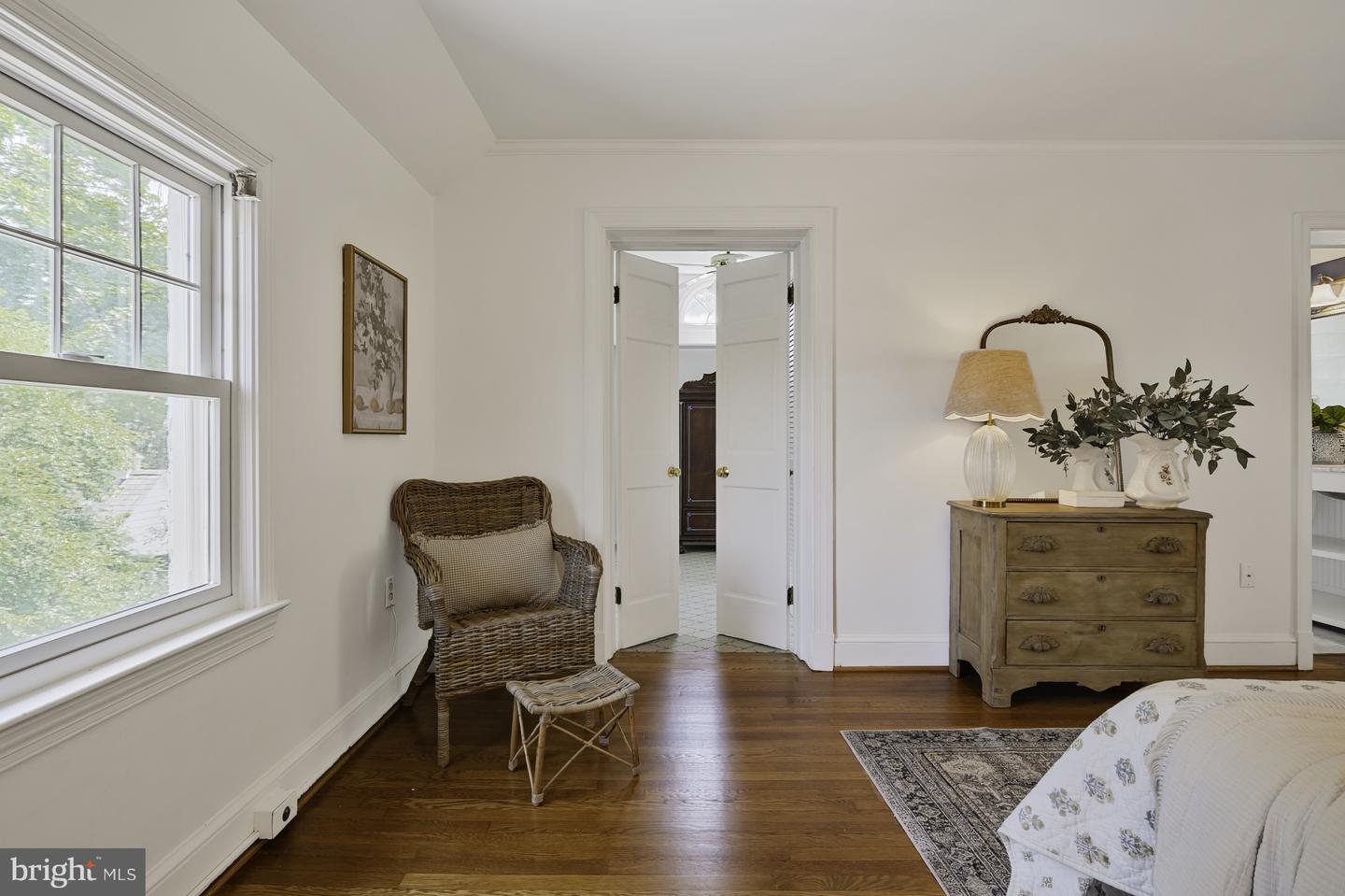 6103 WOODMONT RD, ALEXANDRIA, Virginia 22307, 5 Bedrooms Bedrooms, ,4 BathroomsBathrooms,Residential,For sale,6103 WOODMONT RD,VAFX2253522 MLS # VAFX2253522