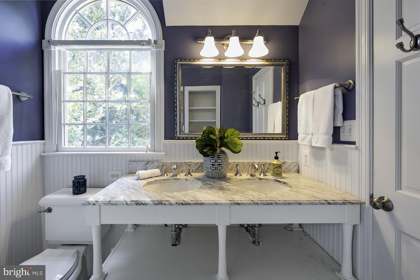 6103 WOODMONT RD, ALEXANDRIA, Virginia 22307, 5 Bedrooms Bedrooms, ,4 BathroomsBathrooms,Residential,For sale,6103 WOODMONT RD,VAFX2253522 MLS # VAFX2253522
