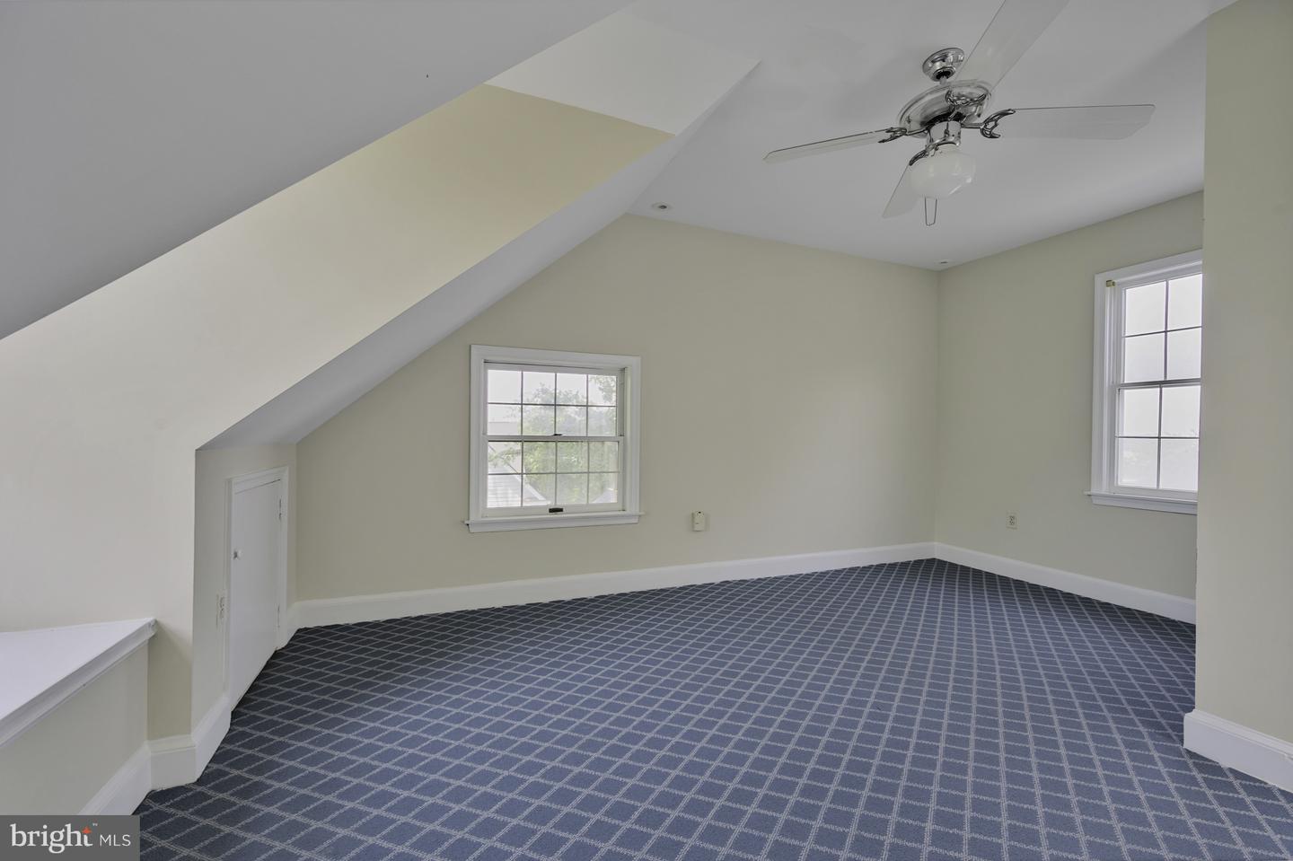 6103 WOODMONT RD, ALEXANDRIA, Virginia 22307, 5 Bedrooms Bedrooms, ,4 BathroomsBathrooms,Residential,For sale,6103 WOODMONT RD,VAFX2253522 MLS # VAFX2253522