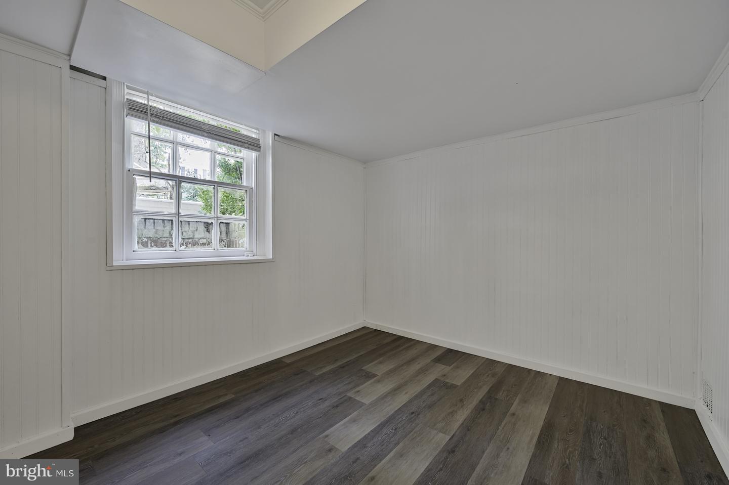 6103 WOODMONT RD, ALEXANDRIA, Virginia 22307, 5 Bedrooms Bedrooms, ,4 BathroomsBathrooms,Residential,For sale,6103 WOODMONT RD,VAFX2253522 MLS # VAFX2253522