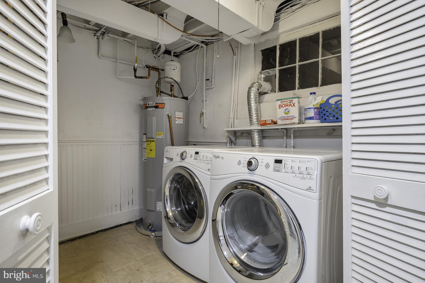 6103 WOODMONT RD, ALEXANDRIA, Virginia 22307, 5 Bedrooms Bedrooms, ,4 BathroomsBathrooms,Residential,For sale,6103 WOODMONT RD,VAFX2253522 MLS # VAFX2253522