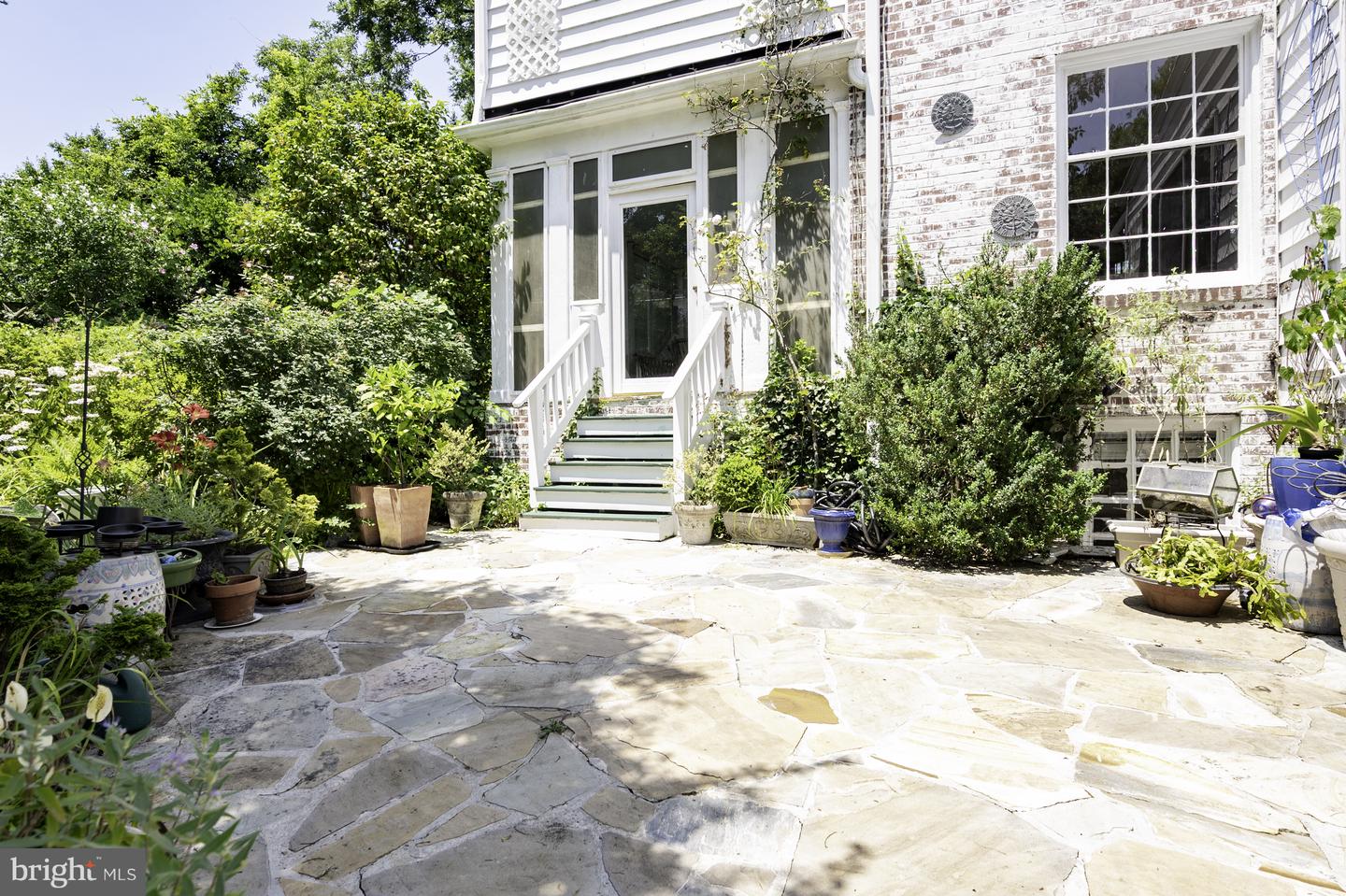 6103 WOODMONT RD, ALEXANDRIA, Virginia 22307, 5 Bedrooms Bedrooms, ,4 BathroomsBathrooms,Residential,For sale,6103 WOODMONT RD,VAFX2253522 MLS # VAFX2253522