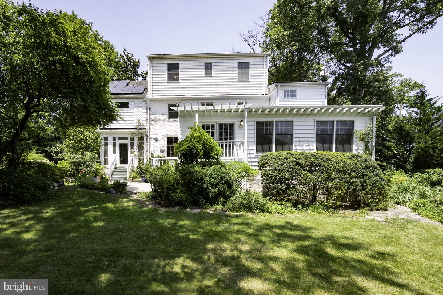 6103 WOODMONT RD, ALEXANDRIA, Virginia 22307, 5 Bedrooms Bedrooms, ,4 BathroomsBathrooms,Residential,For sale,6103 WOODMONT RD,VAFX2253522 MLS # VAFX2253522