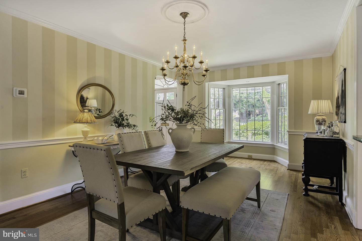 6103 WOODMONT RD, ALEXANDRIA, Virginia 22307, 5 Bedrooms Bedrooms, ,4 BathroomsBathrooms,Residential,For sale,6103 WOODMONT RD,VAFX2253522 MLS # VAFX2253522