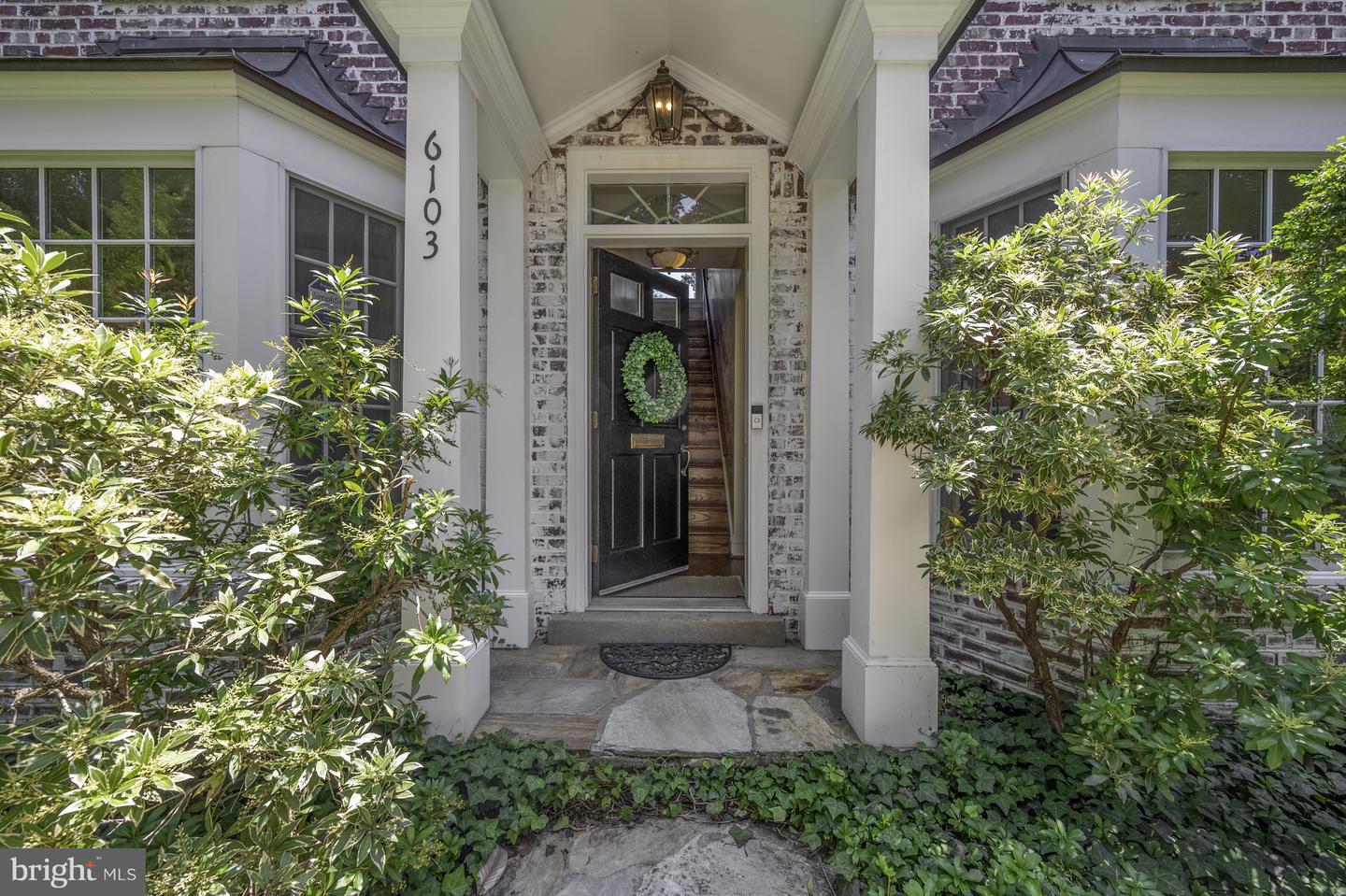 6103 WOODMONT RD, ALEXANDRIA, Virginia 22307, 5 Bedrooms Bedrooms, ,4 BathroomsBathrooms,Residential,For sale,6103 WOODMONT RD,VAFX2253522 MLS # VAFX2253522