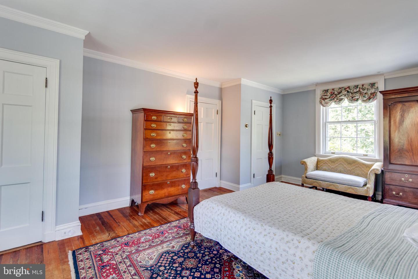 206 N VIEW TER, ALEXANDRIA, Virginia 22301, 4 Bedrooms Bedrooms, ,3 BathroomsBathrooms,Residential,For sale,206 N VIEW TER,VAAX2047250 MLS # VAAX2047250